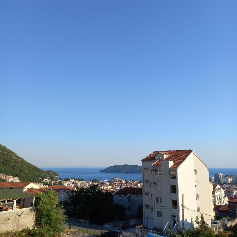Bugenvilija Budva Exterior photo